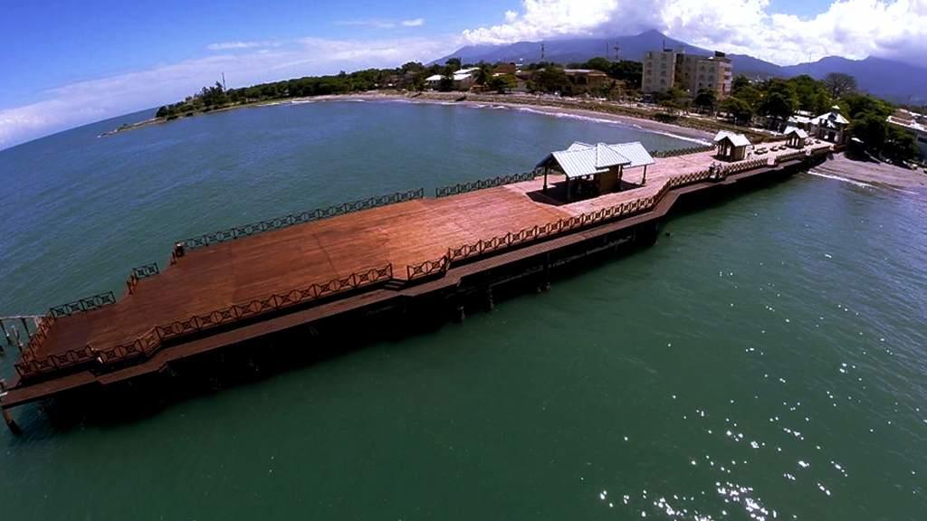 Hotel Art Deco Beach La Ceiba Kültér fotó