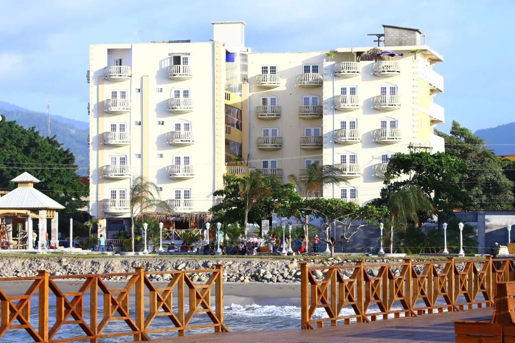 Hotel Art Deco Beach La Ceiba Kültér fotó